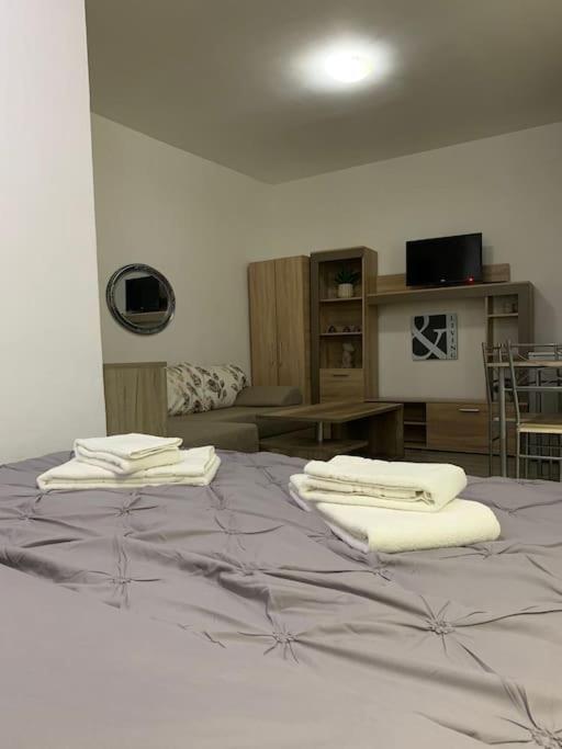 Studio Central Mm Apartments บราชอฟ ภายนอก รูปภาพ